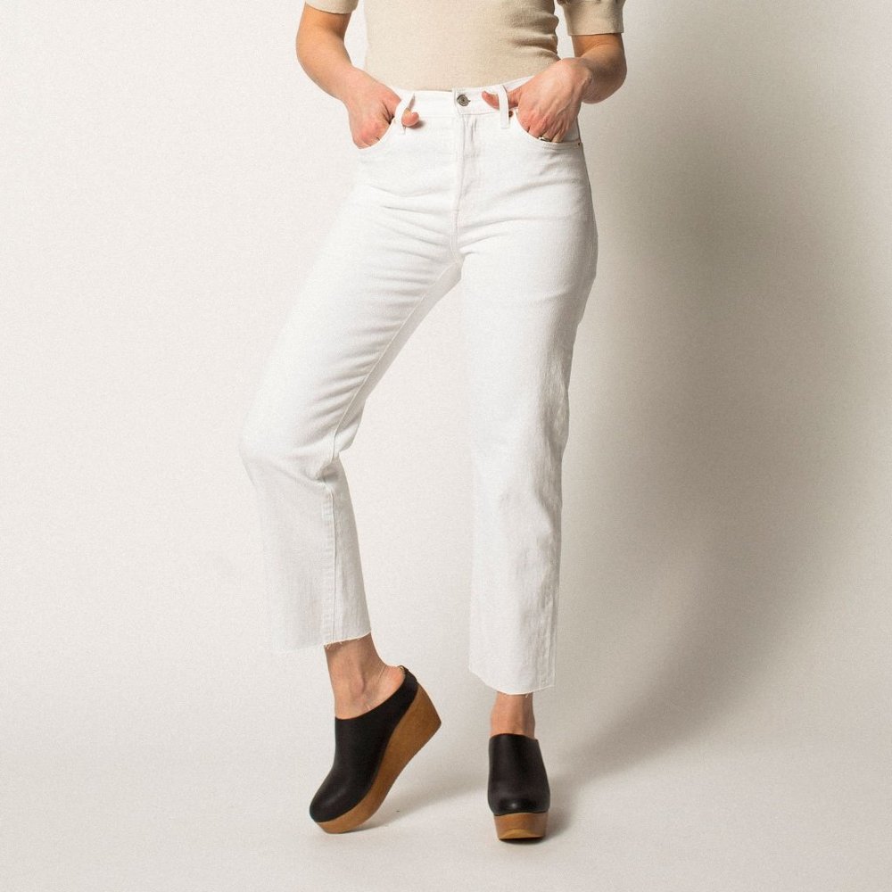 NWT Levi's Wedgie Straight Jean in Cold Feet - Picture 3 of 5